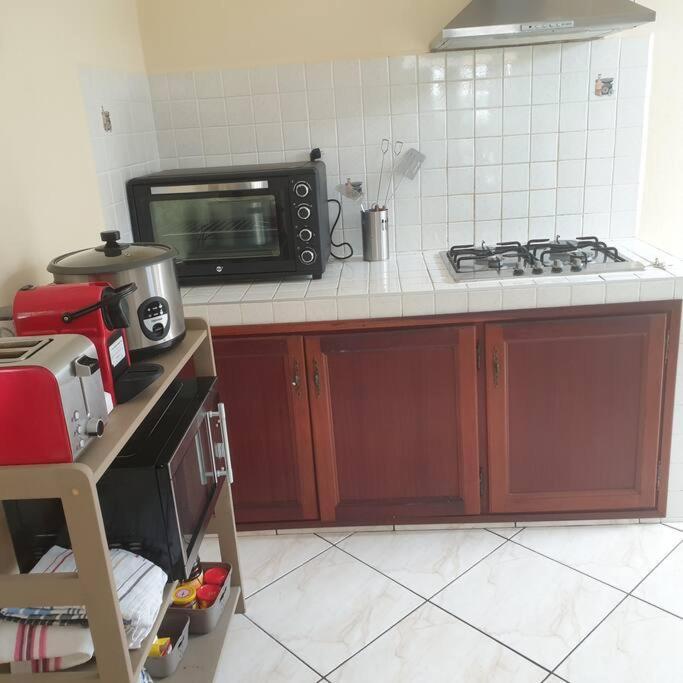 Location Saisonniere Semaine Et/Ou Week-End Apartment Ла Плен де Палмист Екстериор снимка